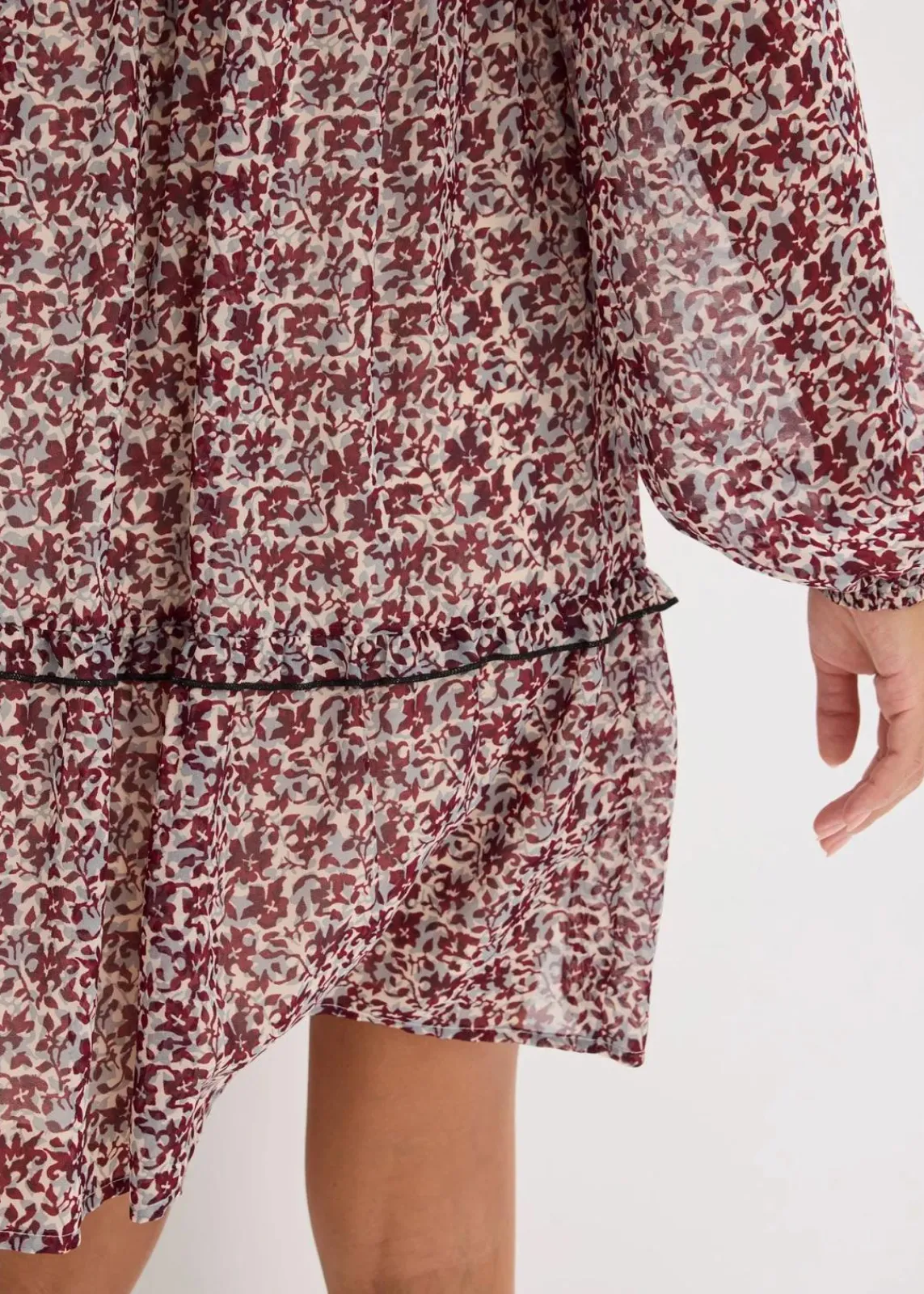 bonprix Bekleidung·Pullover & Strickjacken|Kleider^Kleid mit Stickerei wollweiß bedruckt