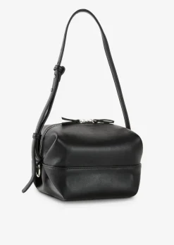bonprix Taschen^kleine Umhängetasche schwarz