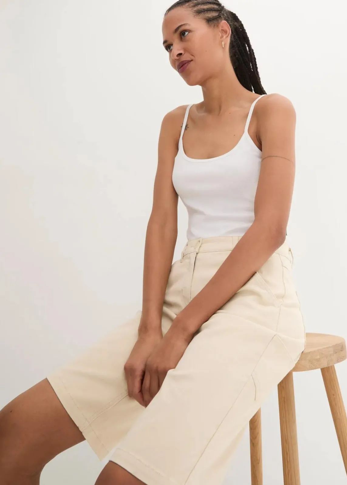 bonprix Hosen|Shorts^Knielange Baumwoll-Bermuda mit Utility-Details kieselbeige