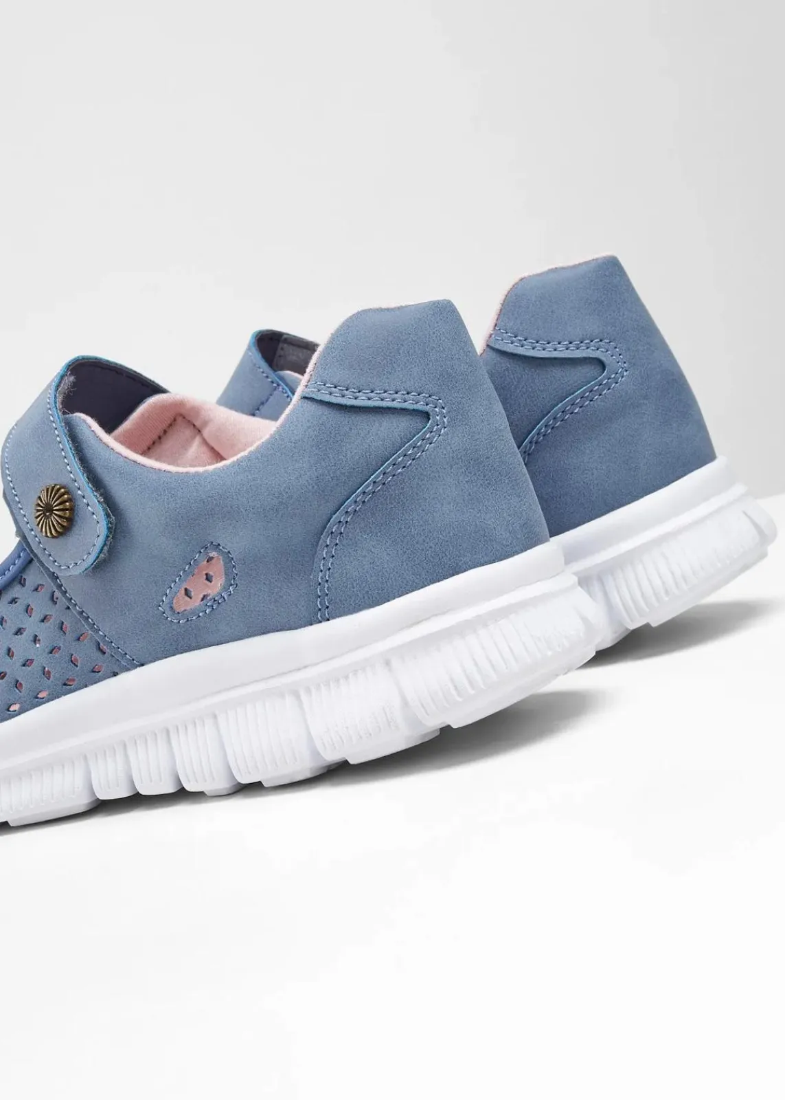 bonprix Komfortschuhe|Sommerschuhe^Komfort-Mary-Janes mit leichter Sohle blau/rosa