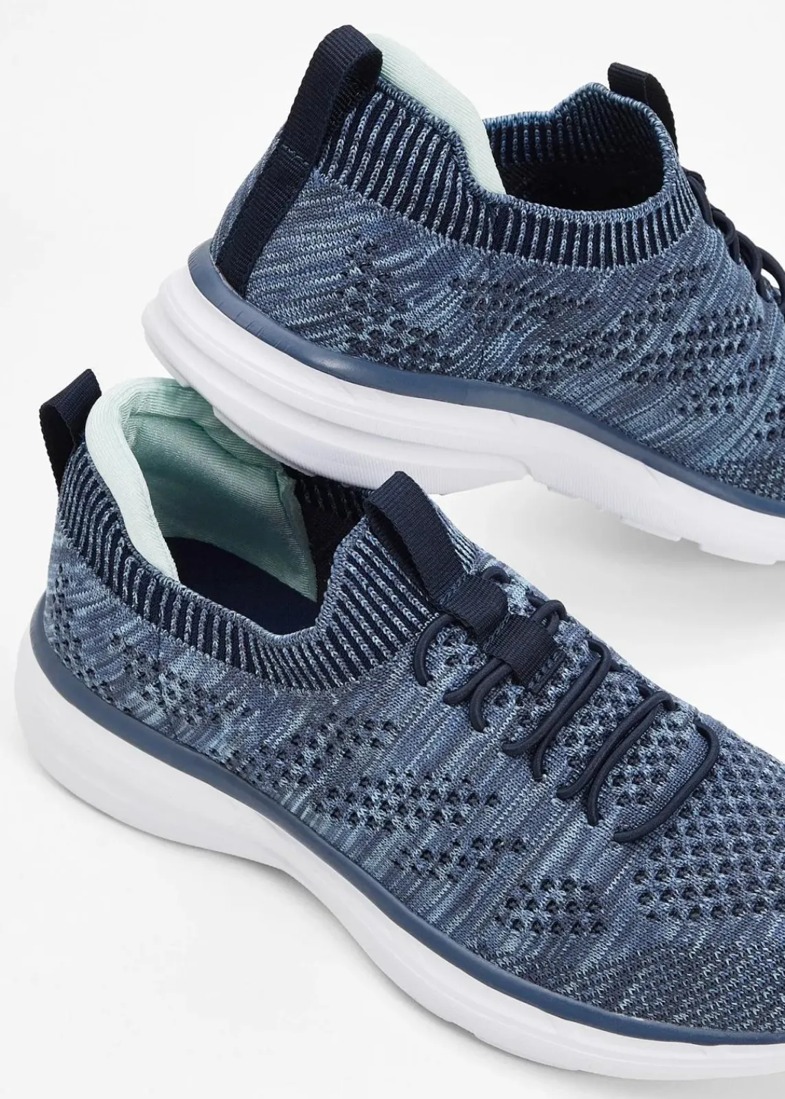 bonprix Sneaker|Sport- & Trekkingschuhe^Komfort-Slip-In-Sneaker aus Soft-Material blau
