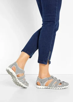 bonprix Schuhe & Accessoires In Spezialgrößen·Schuhe In Übergröße|Sommerschuhe^Komfort-Trekkingsandalen mit Profilsohle hellgrau