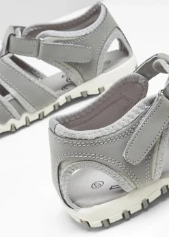 bonprix Schuhe & Accessoires In Spezialgrößen·Schuhe In Übergröße|Sommerschuhe^Komfort-Trekkingsandalen mit Profilsohle hellgrau