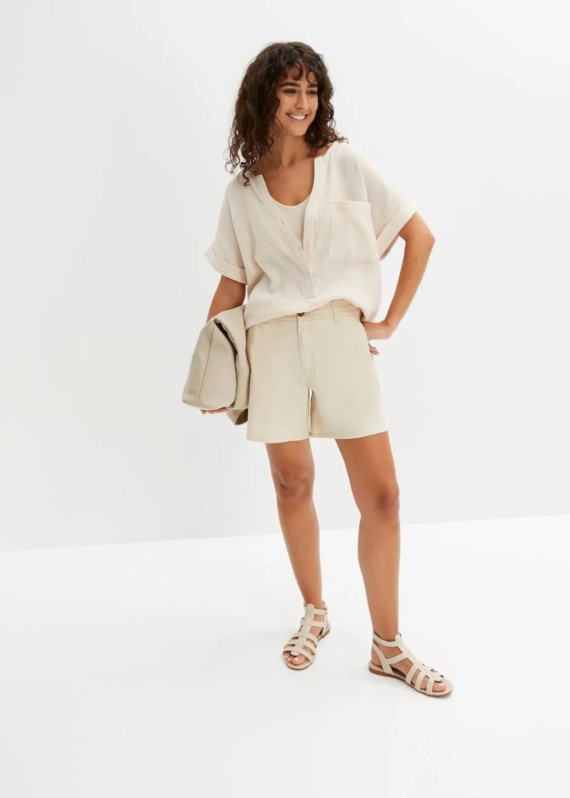 bonprix Blusen & Tuniken|Bekleidung·Jacken & Mäntel^Kurzarmbluse aus Musselin kieselbeige