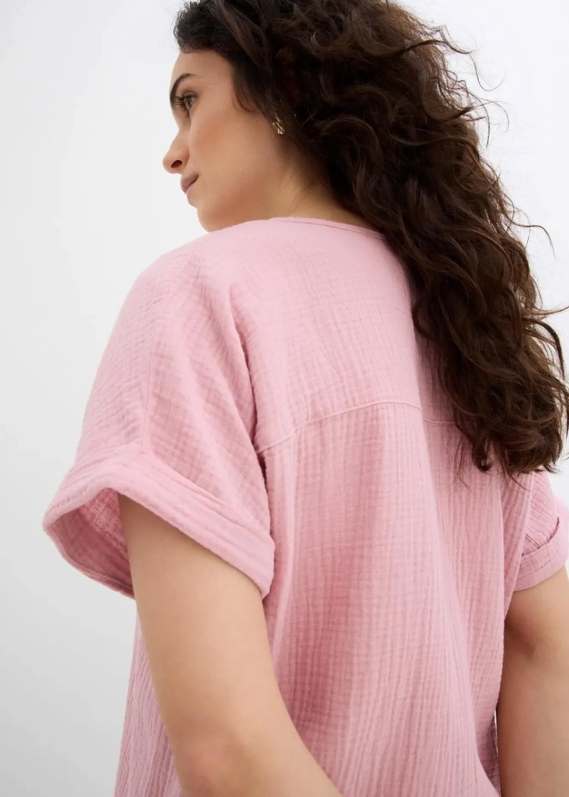 bonprix Blusen & Tuniken|Bekleidung·Jacken & Mäntel^Kurzarmbluse aus Musselin aschrosa