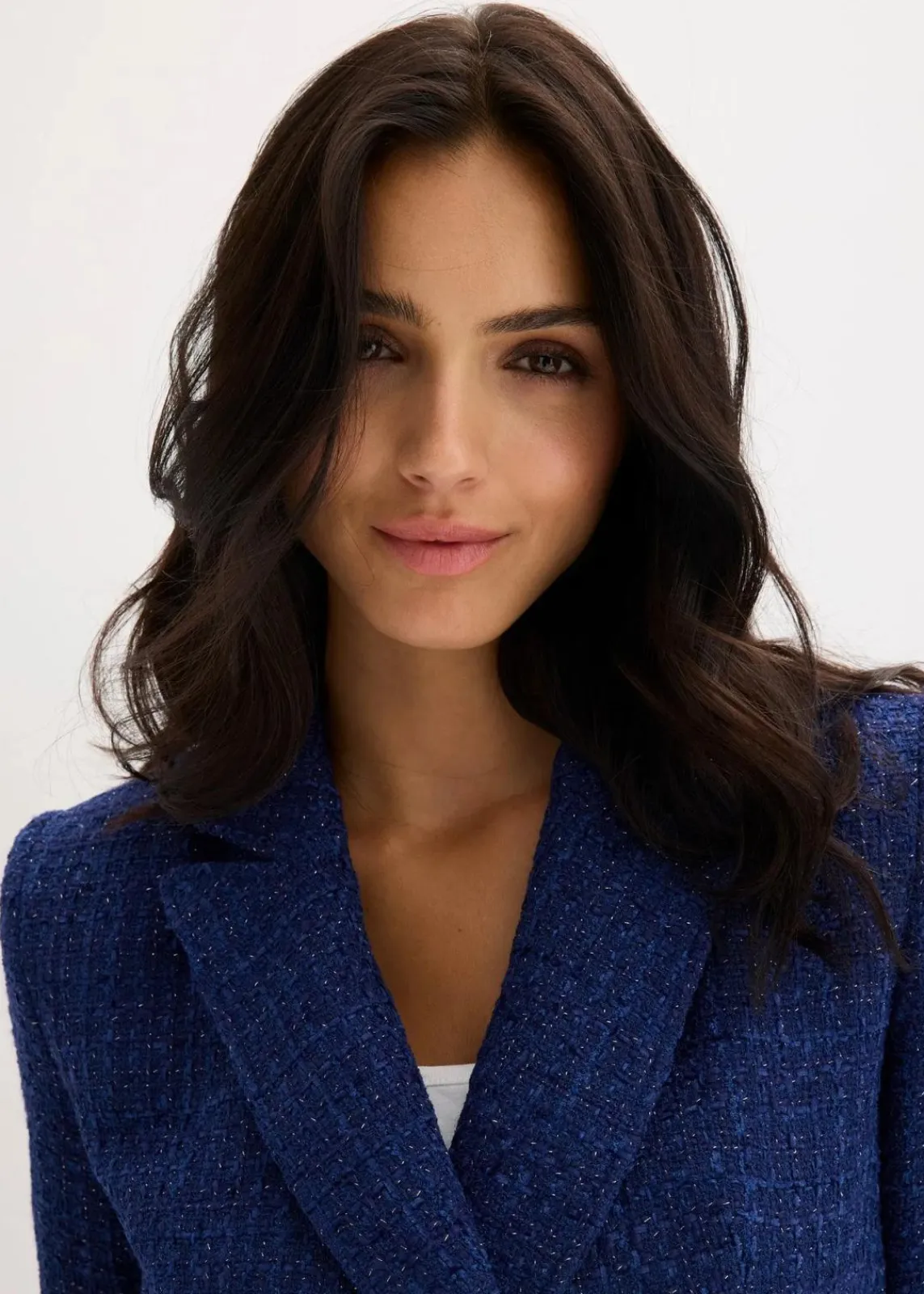 bonprix Blazer|Bekleidung·Basics^Kurzblazer aus softem Bouclé mitternachtsblau meliert