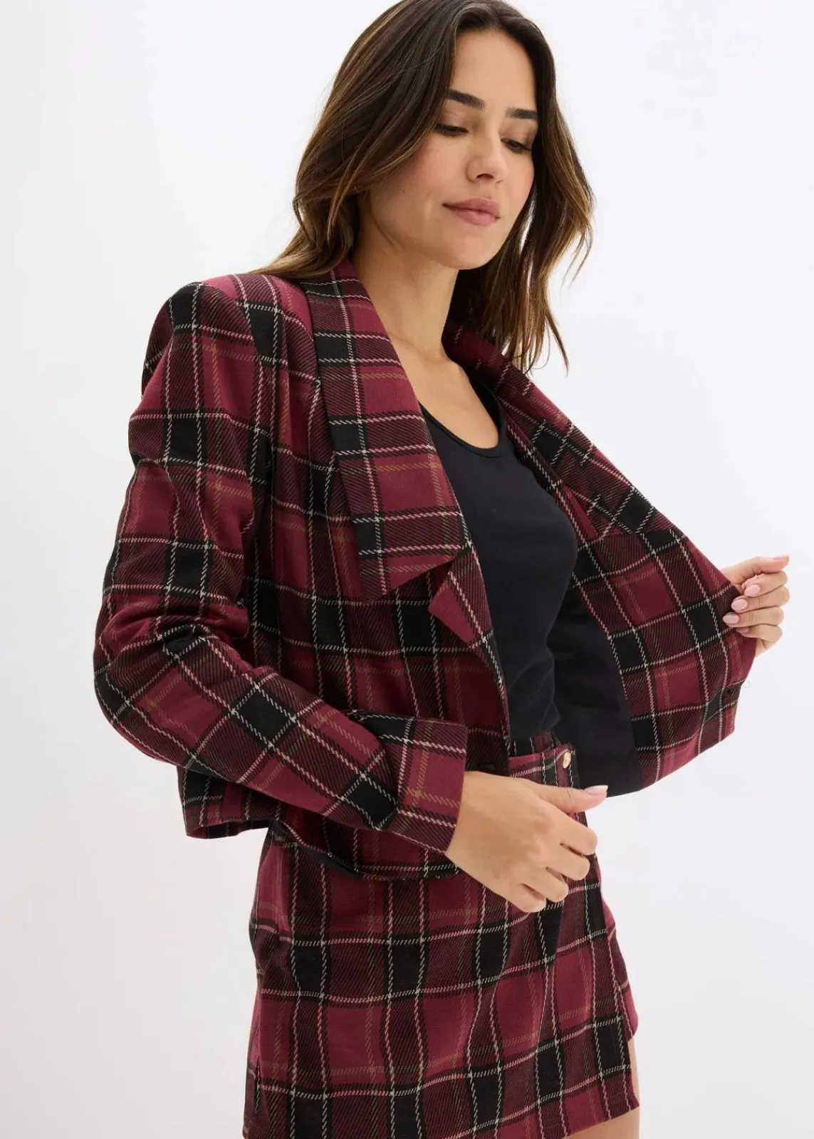 bonprix Blazer|Bekleidung·Basics^Kurzblazer mit Schmuck-Knopf rot kariert