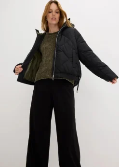 bonprix Jacken & Mäntel|Bekleidung·Hosen^Kurze Steppjacke mit Futter in Kontrastfarbe schwarz/dunkeloliv