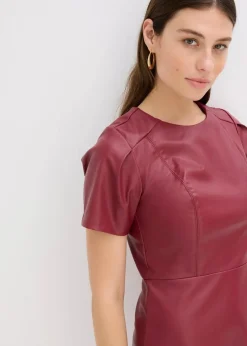 bonprix Kleider|Nachhaltigere Materialien^Kurzes Lederimitat-Kleid bordeaux