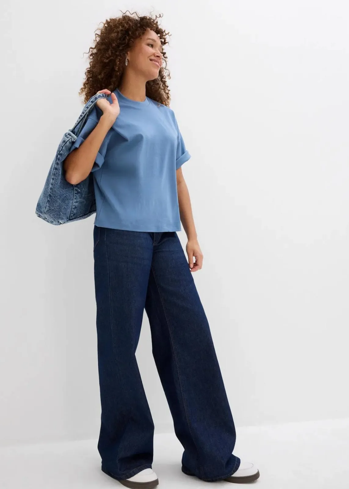 bonprix Shirts & Tops|Basics^Kurzes Oversize-Shirt aus reiner schwerer Bio-Baumwolle wellenblau