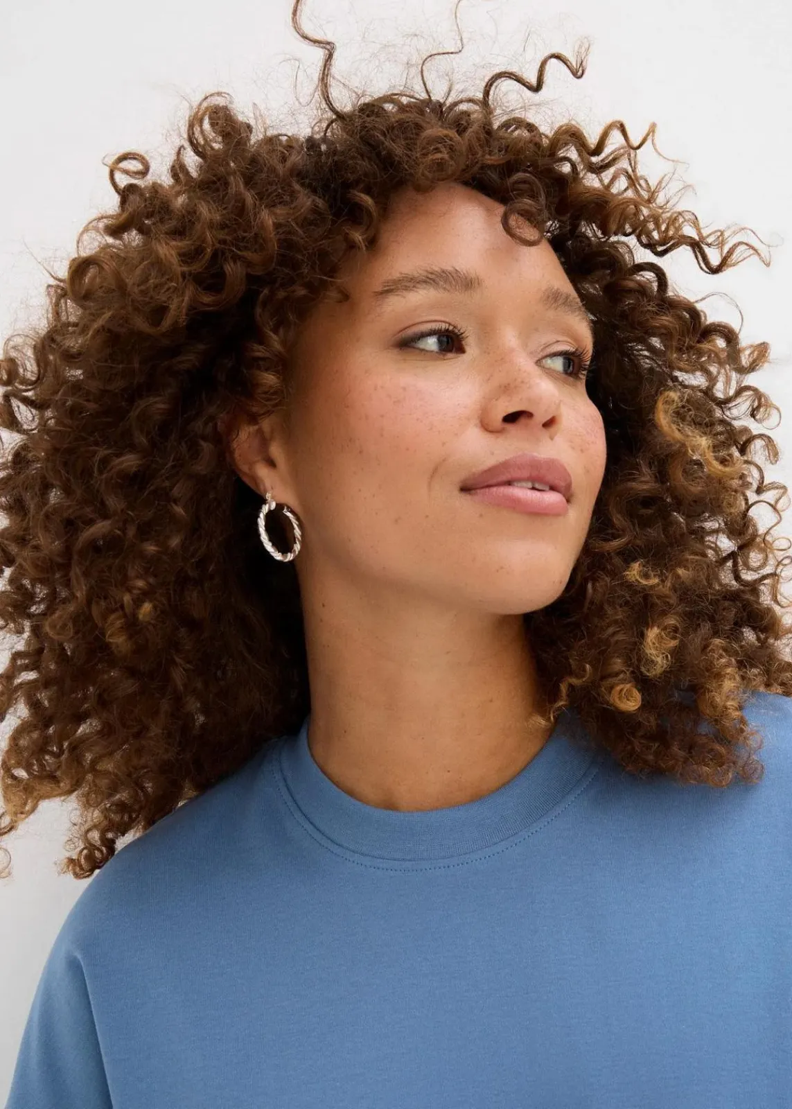 bonprix Shirts & Tops|Basics^Kurzes Oversize-Shirt aus reiner schwerer Bio-Baumwolle wellenblau
