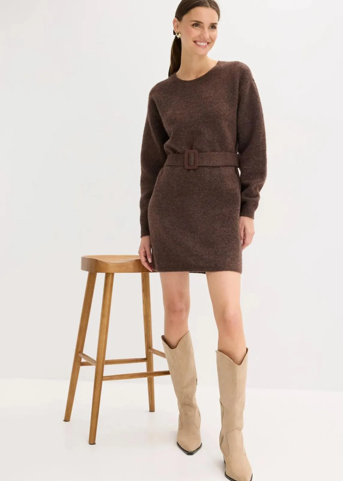 bonprix Strickmode|Kleider^Kurzes Strickkleid mit softem Wollanteil und Gürtel braun
