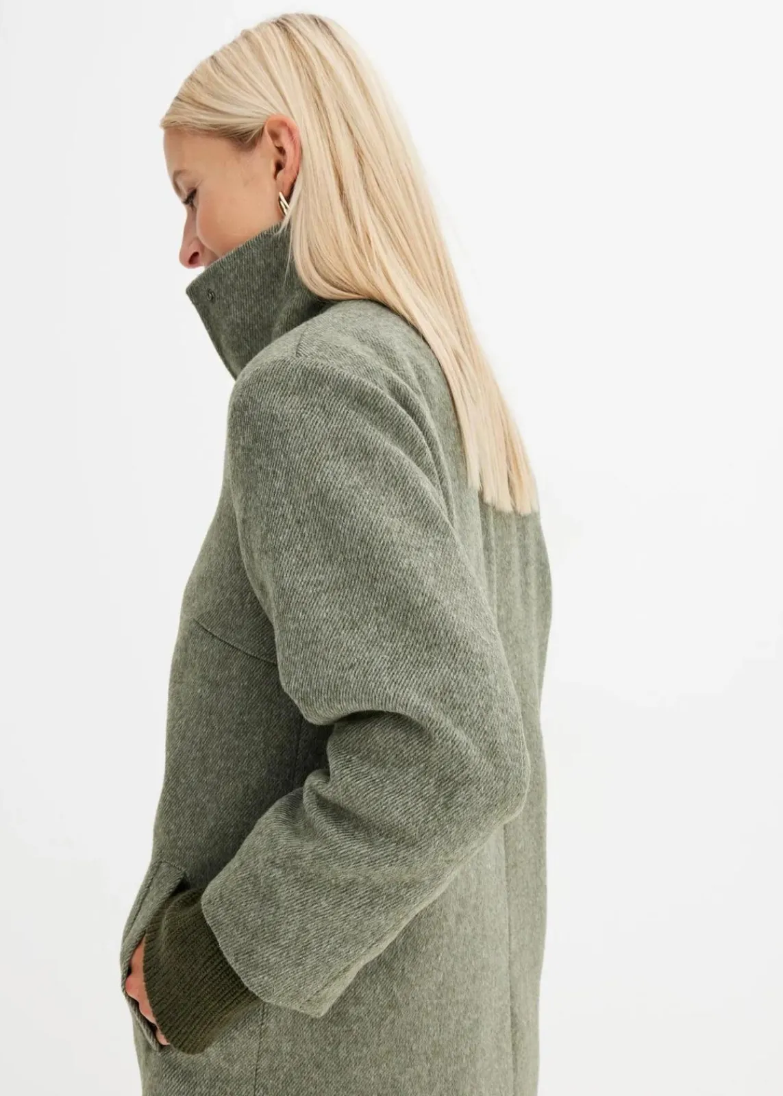 bonprix Jacken & Mäntel|Bekleidung·Hosen^Kurzmantel in Wolloptik dunkeloliv meliert