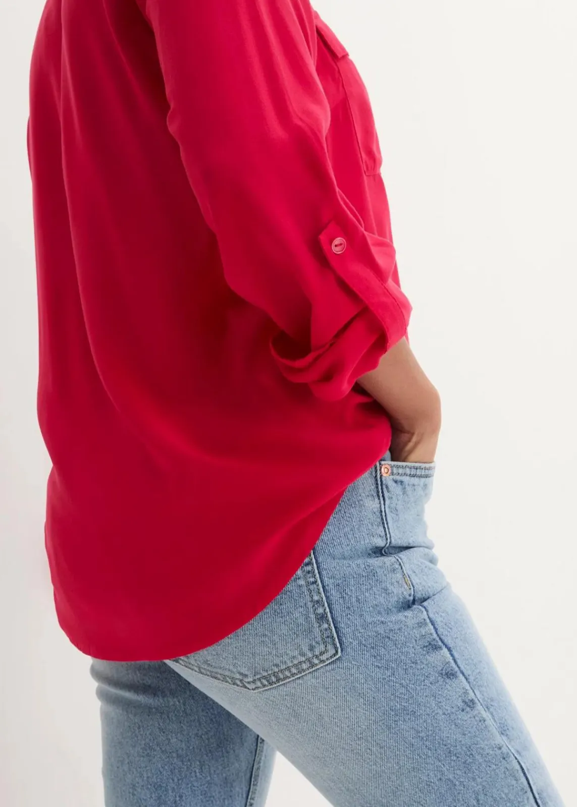 bonprix Nachhaltigere Materialien|Blusen & Tuniken^Langarm Bluse mit V-Ausschnitt aus fließender Viskose granatrot