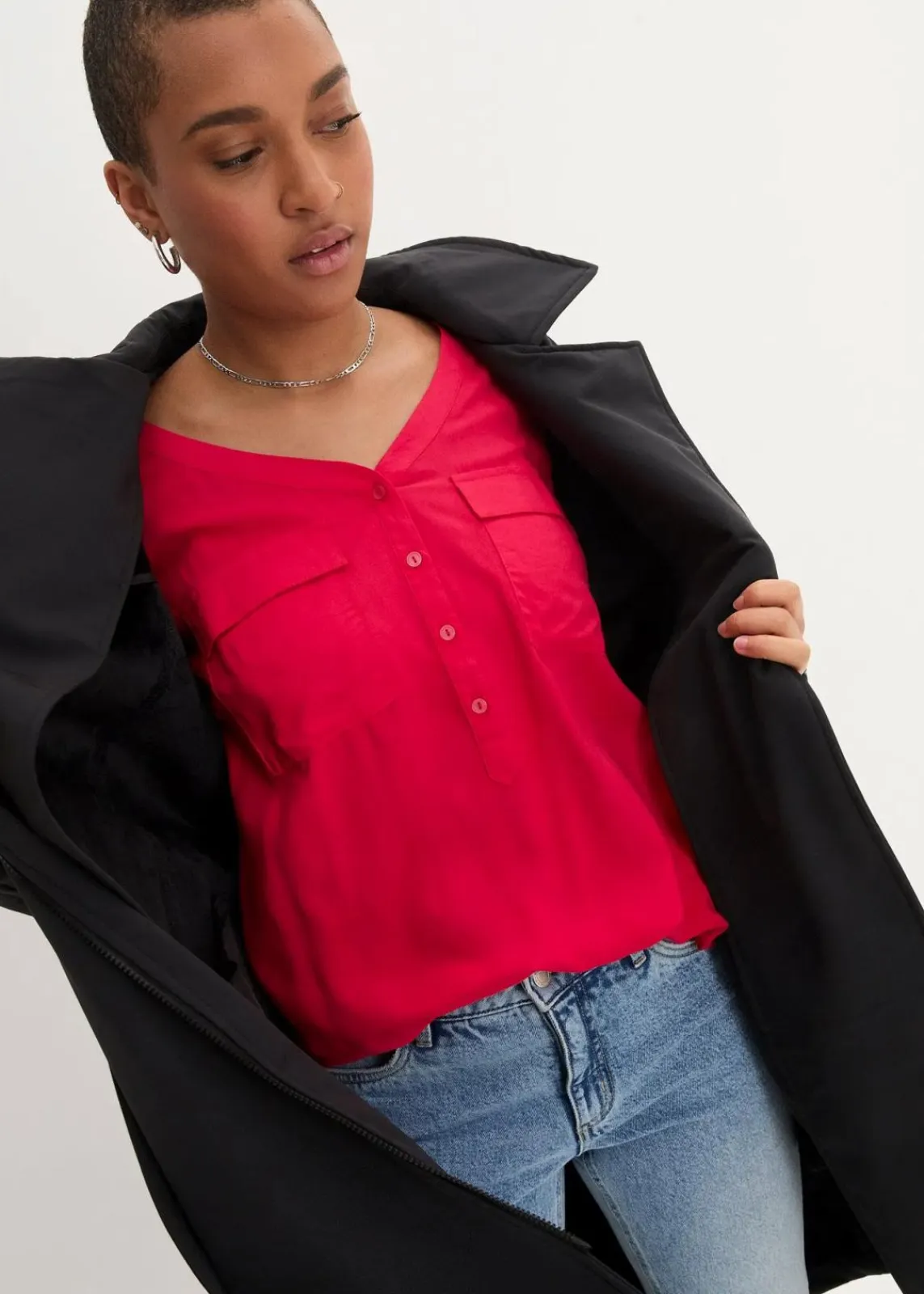 bonprix Nachhaltigere Materialien|Blusen & Tuniken^Langarm Bluse mit V-Ausschnitt aus fließender Viskose granatrot