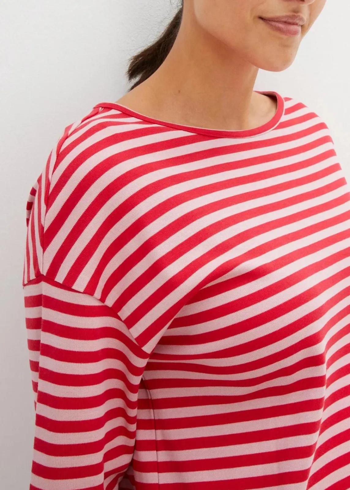 bonprix Shirts & Tops|Nachhaltigere Materialien^Langarmshirt aschrosa/rot geringelt