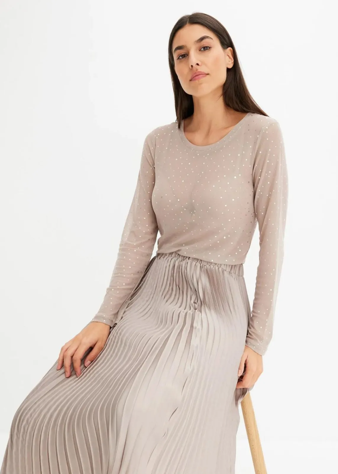 bonprix Nachhaltigere Materialien|Shirts & Tops^Langarmshirt aus Glitzer-Mesh naturstein bedruckt