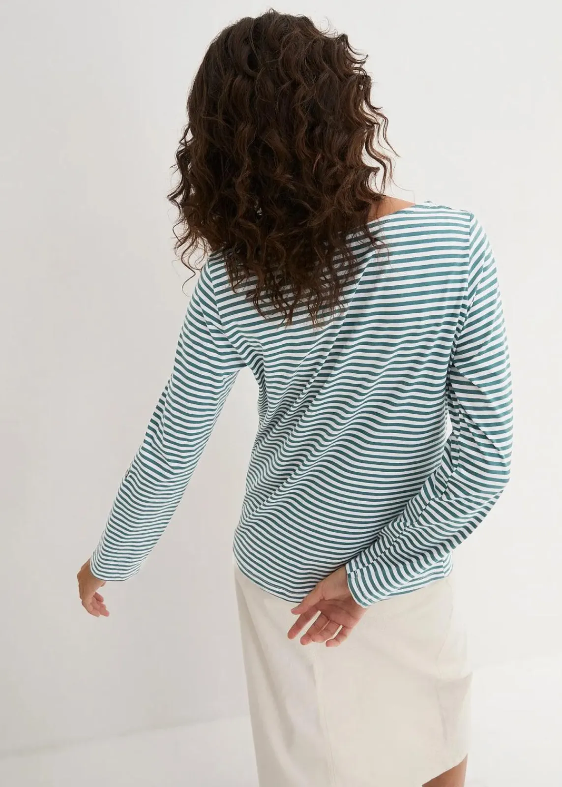 bonprix Shirts & Tops^Langarmshirt aus reiner Baumwolle pfeffergrün / weiss gestreift