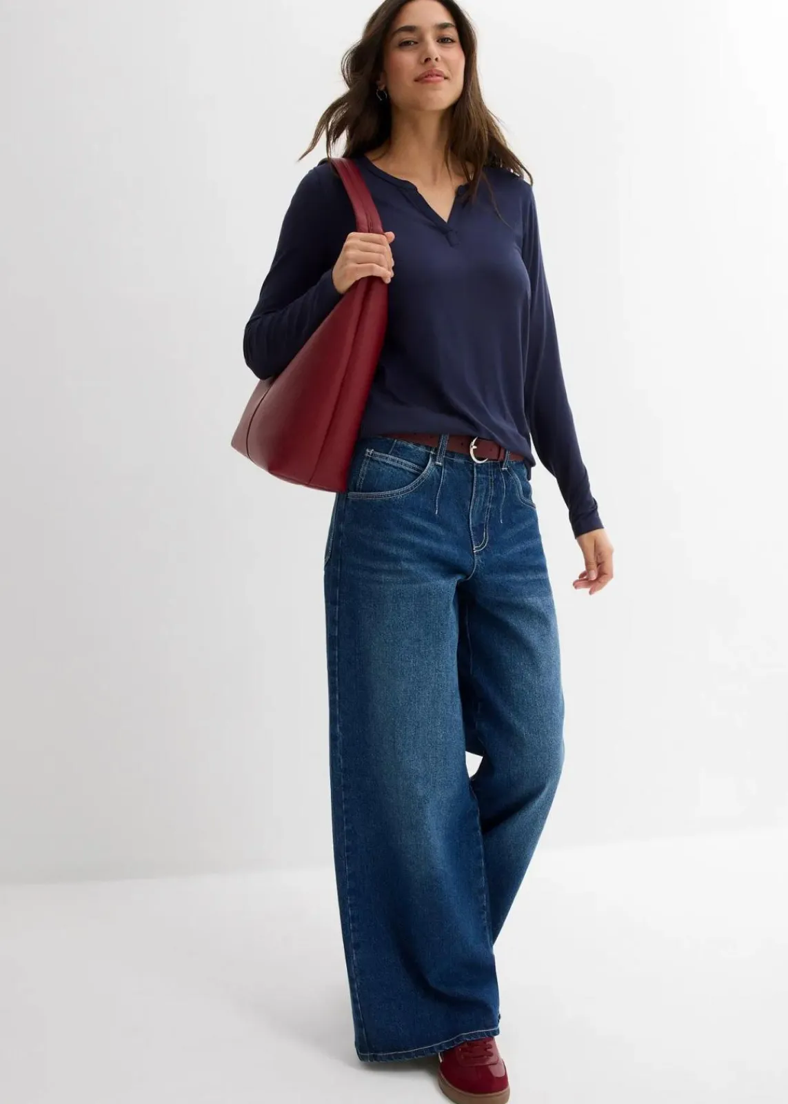 bonprix Shirts & Tops|Nachhaltigere Materialien^Langarmshirt aus softem Viskose Mix dunkelblau