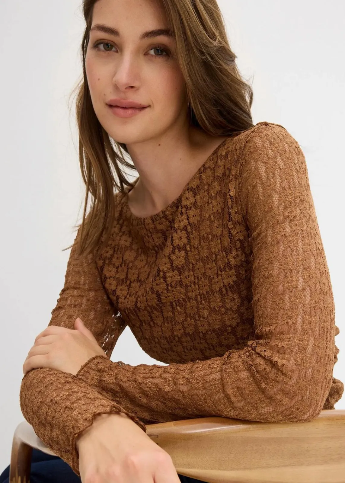 bonprix Shirts & Tops^Langarmshirt aus Spitze gewürzbraun
