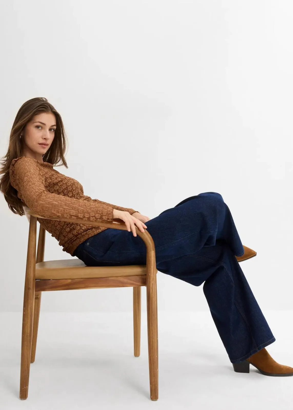 bonprix Shirts & Tops^Langarmshirt aus Spitze gewürzbraun