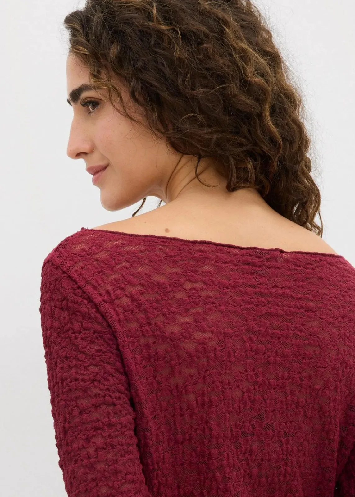 bonprix Shirts & Tops^Langarmshirt aus Spitze dunkelbeere