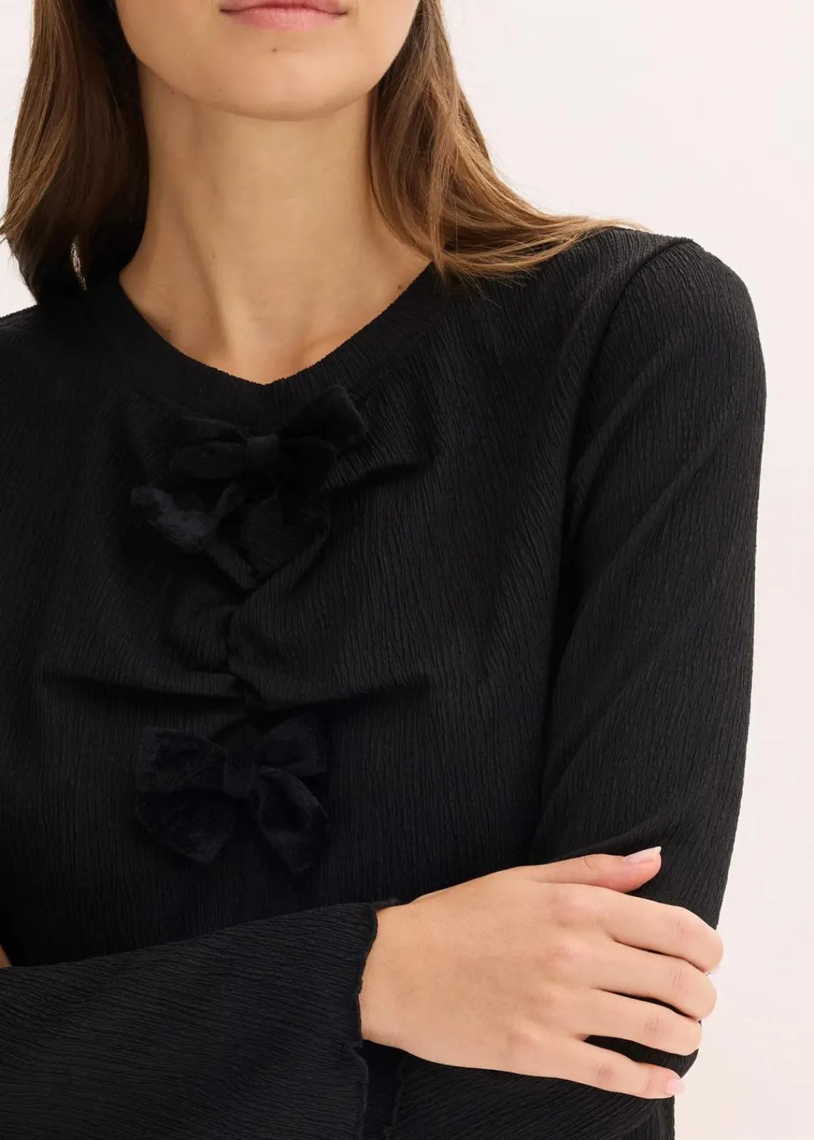 bonprix Shirts & Tops^Langarmshirt aus strukturiertem Crêpe schwarz
