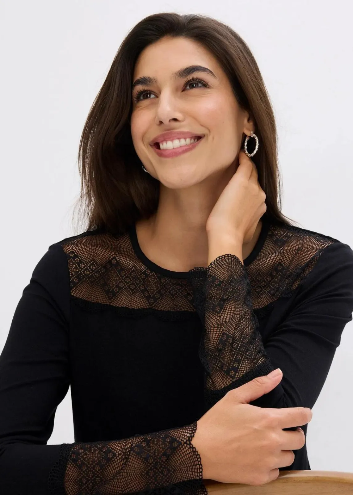 bonprix Shirts & Tops^Langarmshirt aus Viskose schwarz