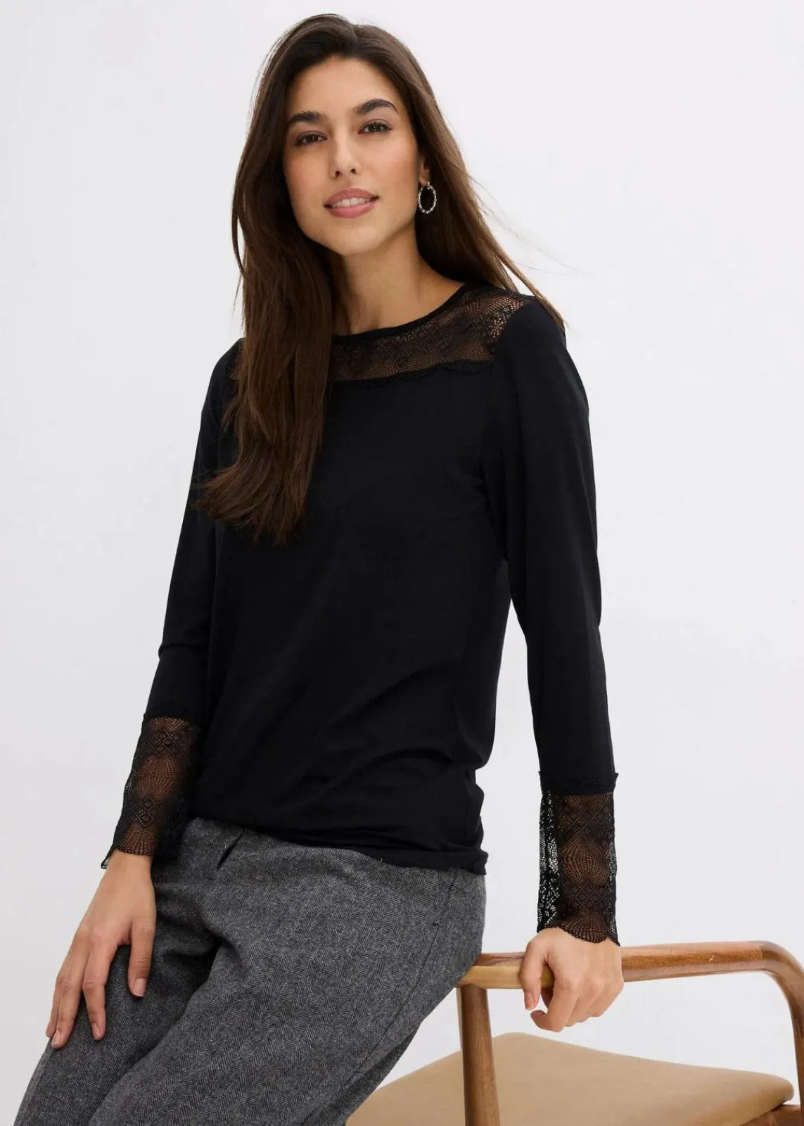 bonprix Shirts & Tops^Langarmshirt aus Viskose schwarz