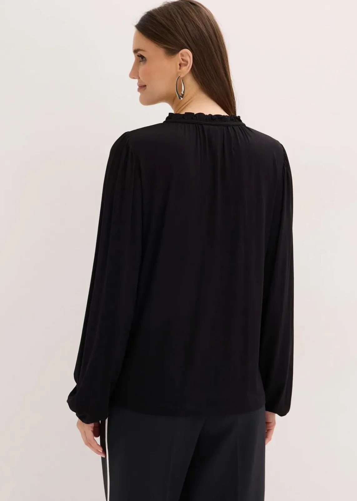 bonprix Nachhaltigere Materialien|Shirts & Tops^Langarmshirt aus Viskose-Mix schwarz