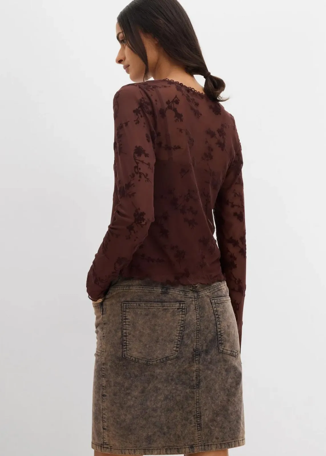 bonprix Shirts & Tops^Langarmshirt mit Flockprint terrabraun