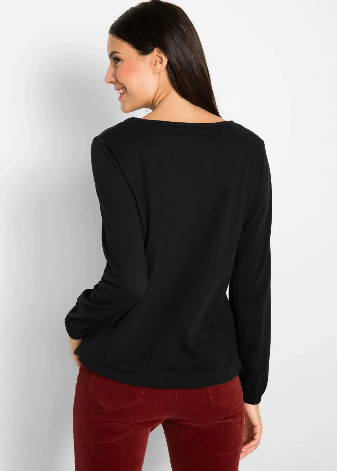 bonprix Nachhaltigere Materialien|Shirts & Tops^Langarmshirt mit Gummizug aus reiner Baumwolle schwarz