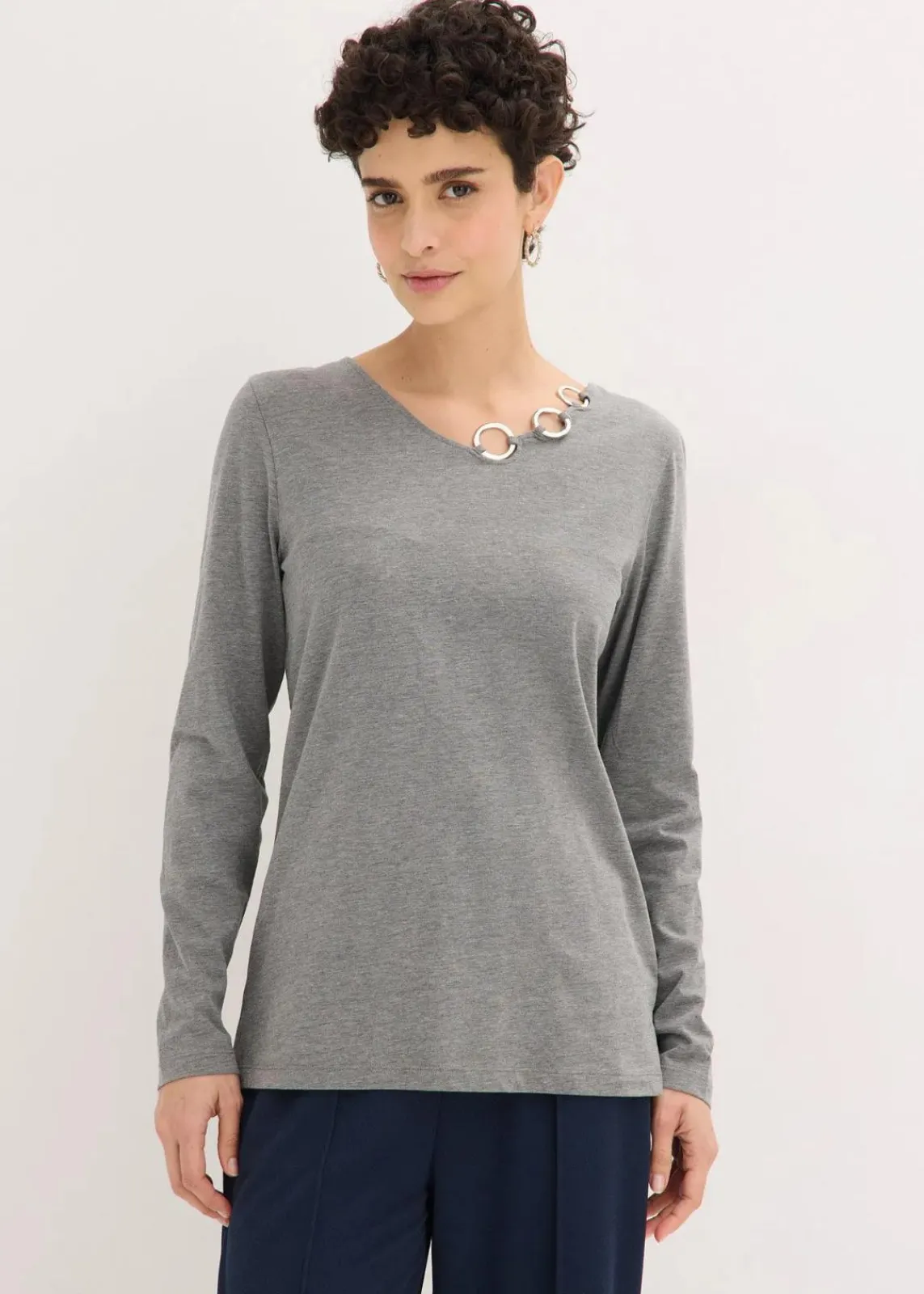 bonprix Shirts & Tops^Langarmshirt mit Ösen grau meliert meliert