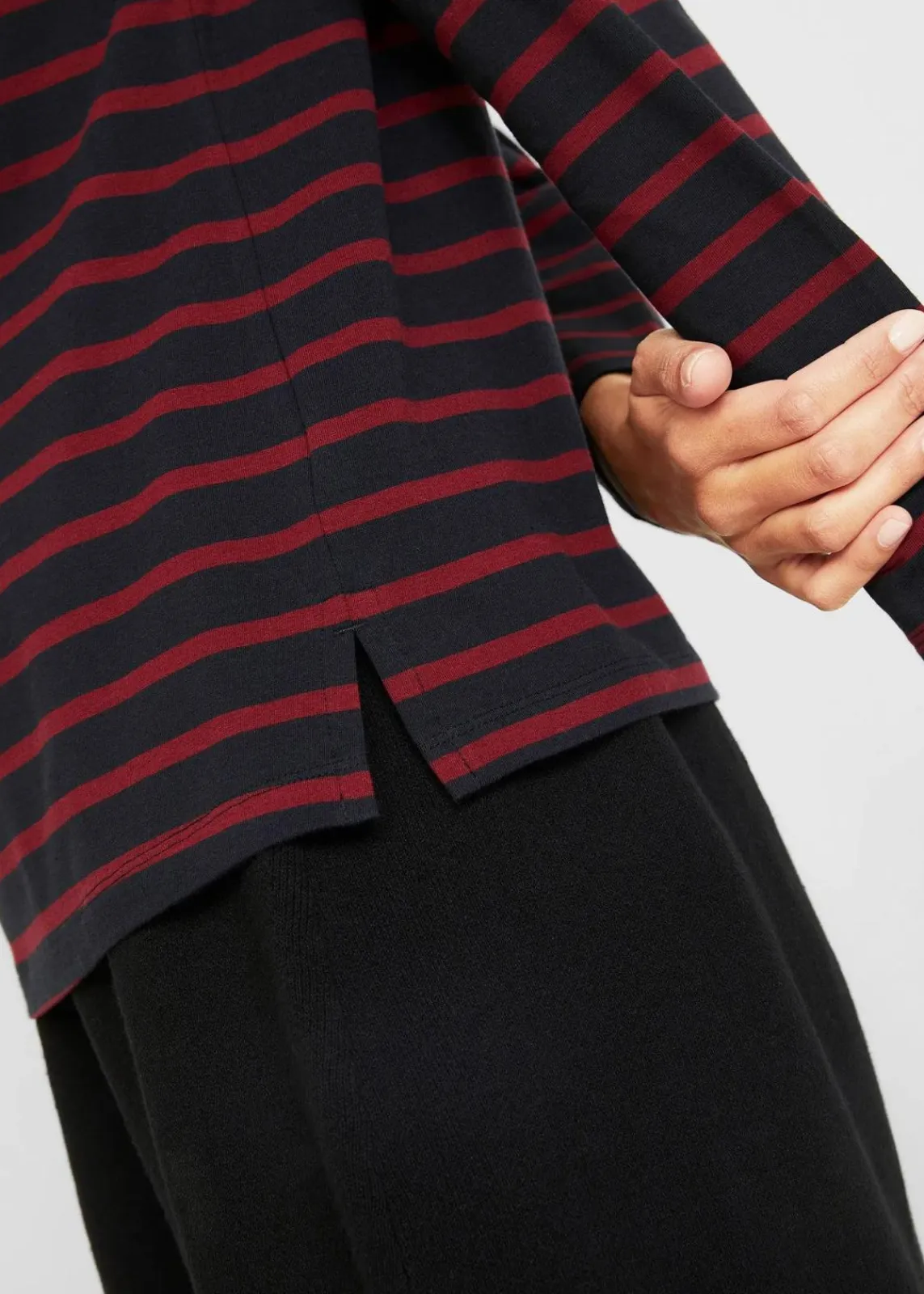 bonprix Shirts & Tops|Basics^Langarmshirt mit U-Boot-Ausschnitt (2er Pack) schwarz + rubinrot/schwarz gestreift