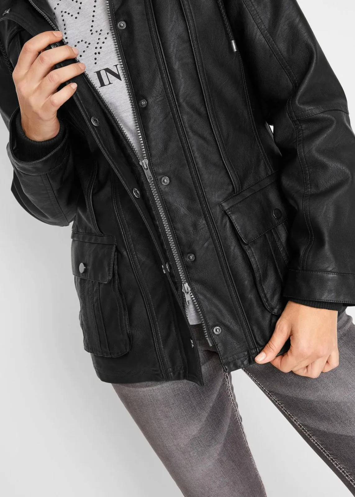 bonprix Bekleidung·Hosen|Jacken & Mäntel^Lederimitat-Jacke schwarz
