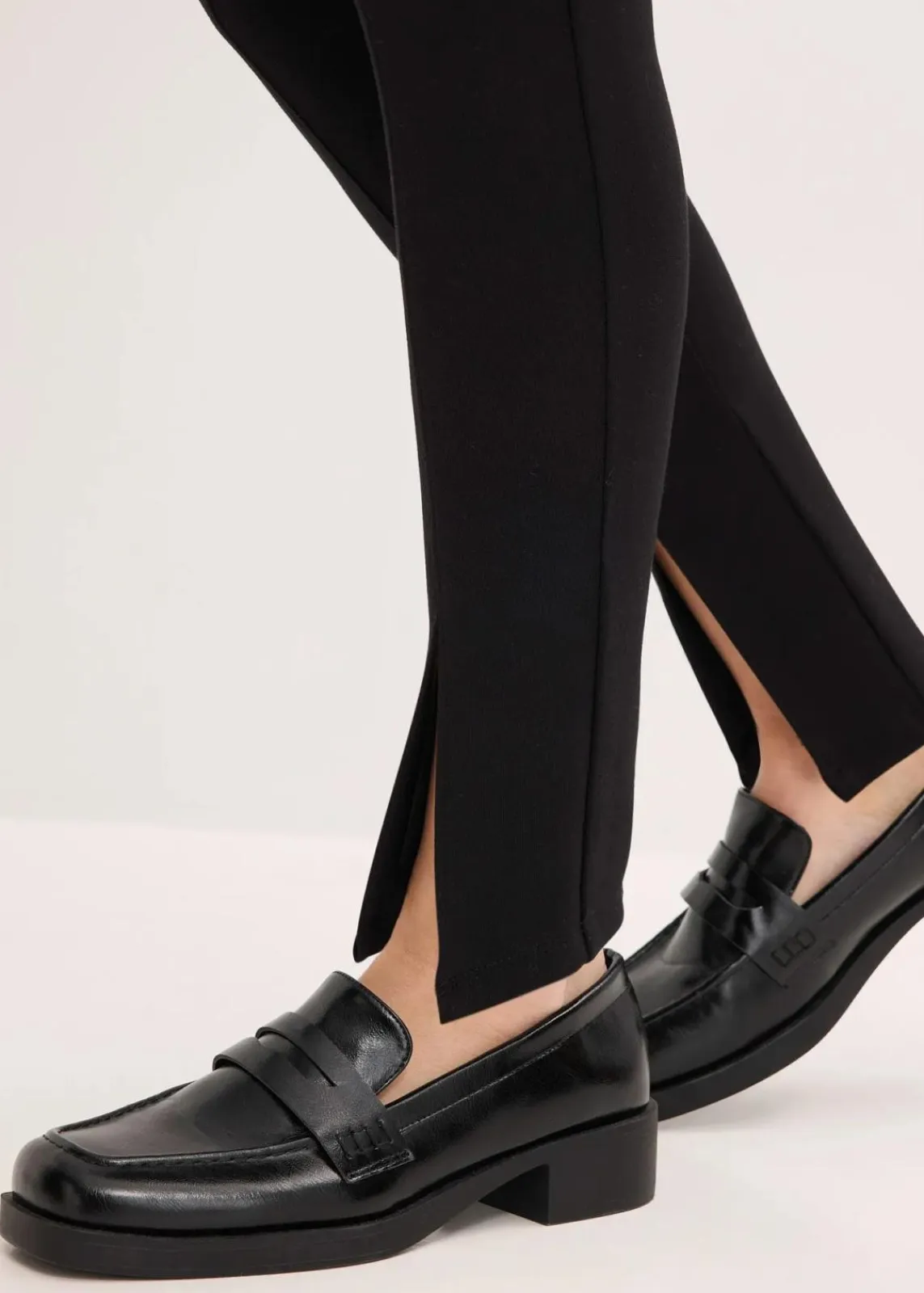 bonprix Bekleidung·Kleider|Nachhaltigere Materialien^Leggings aus bequemen Punto di Roma schwarz