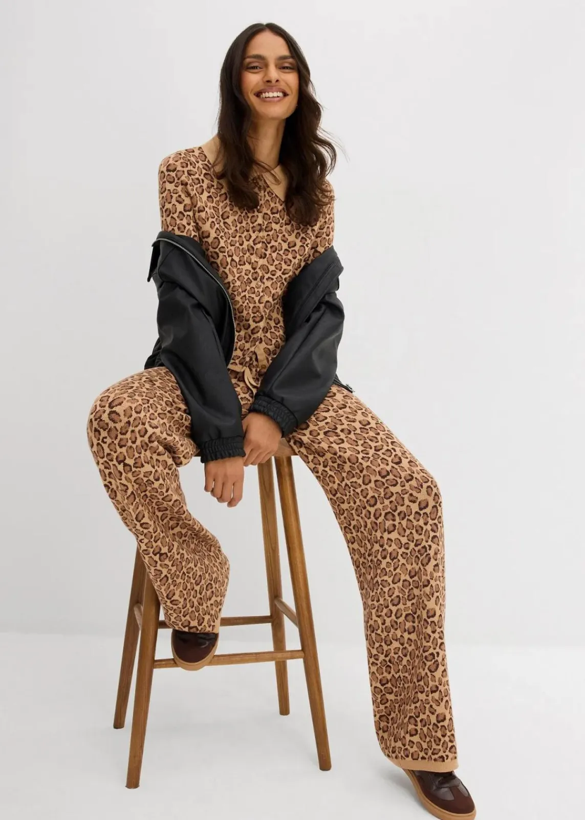 bonprix Bekleidung·Kleider|Nachhaltigere Materialien^Leggings aus Strick dunkelbraun leo bedruckt