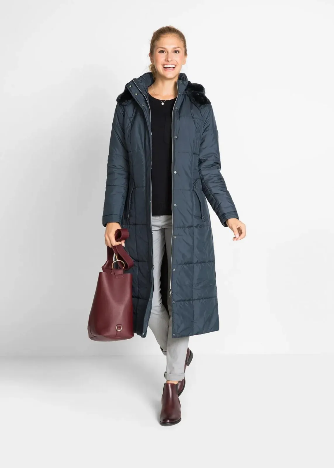 bonprix Jacken & Mäntel|Bekleidung·Hosen^Leichter Steppmantel nachtblau