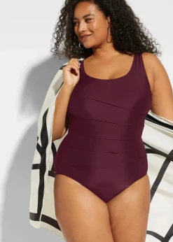 bonprix Nachhaltigere Materialien|Bademode·Badeanzüge^Light Shape-Badeanzug mit Zierfalten bordeaux