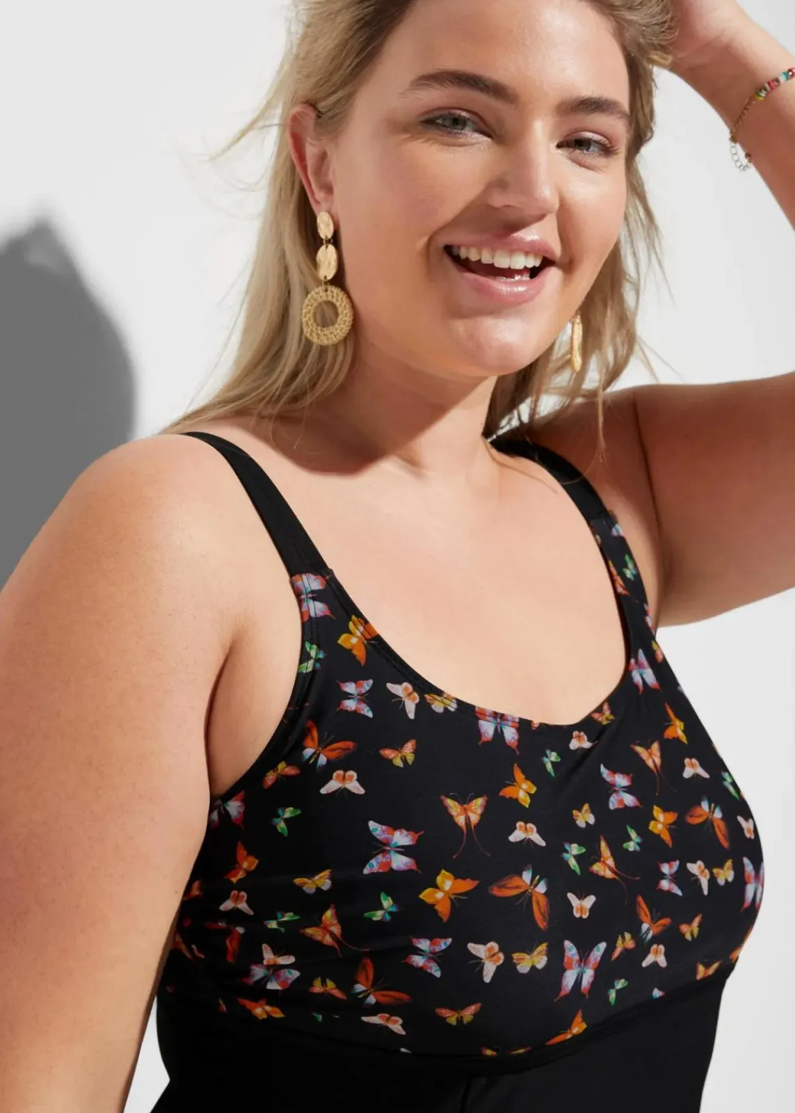 bonprix Nachhaltigere Materialien|Badekleider^Light Shape-Badekleid schwarz