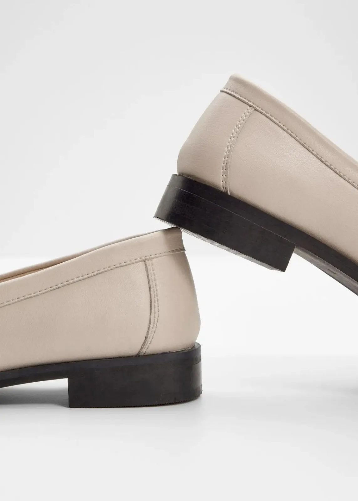 bonprix Slipper & Halbschuhe|Loafer^Loafer beige