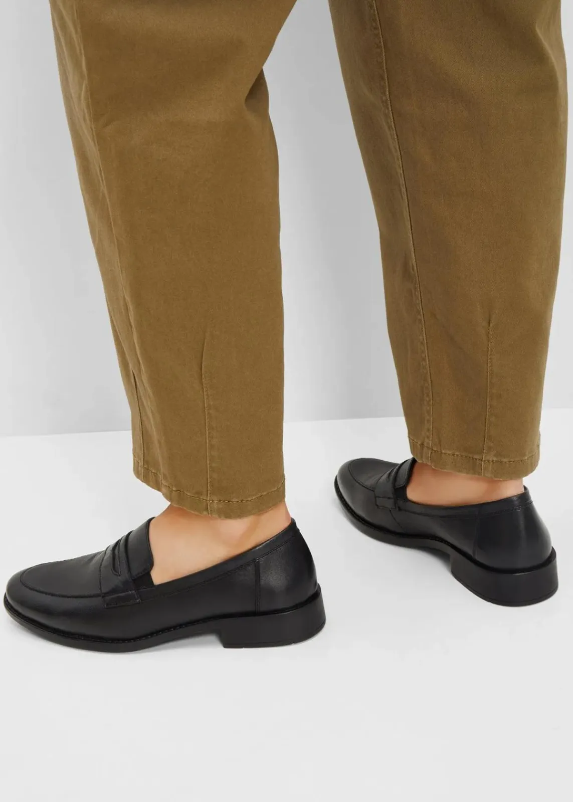 bonprix Slipper & Halbschuhe|Loafer^Loafer aus Leder schwarz