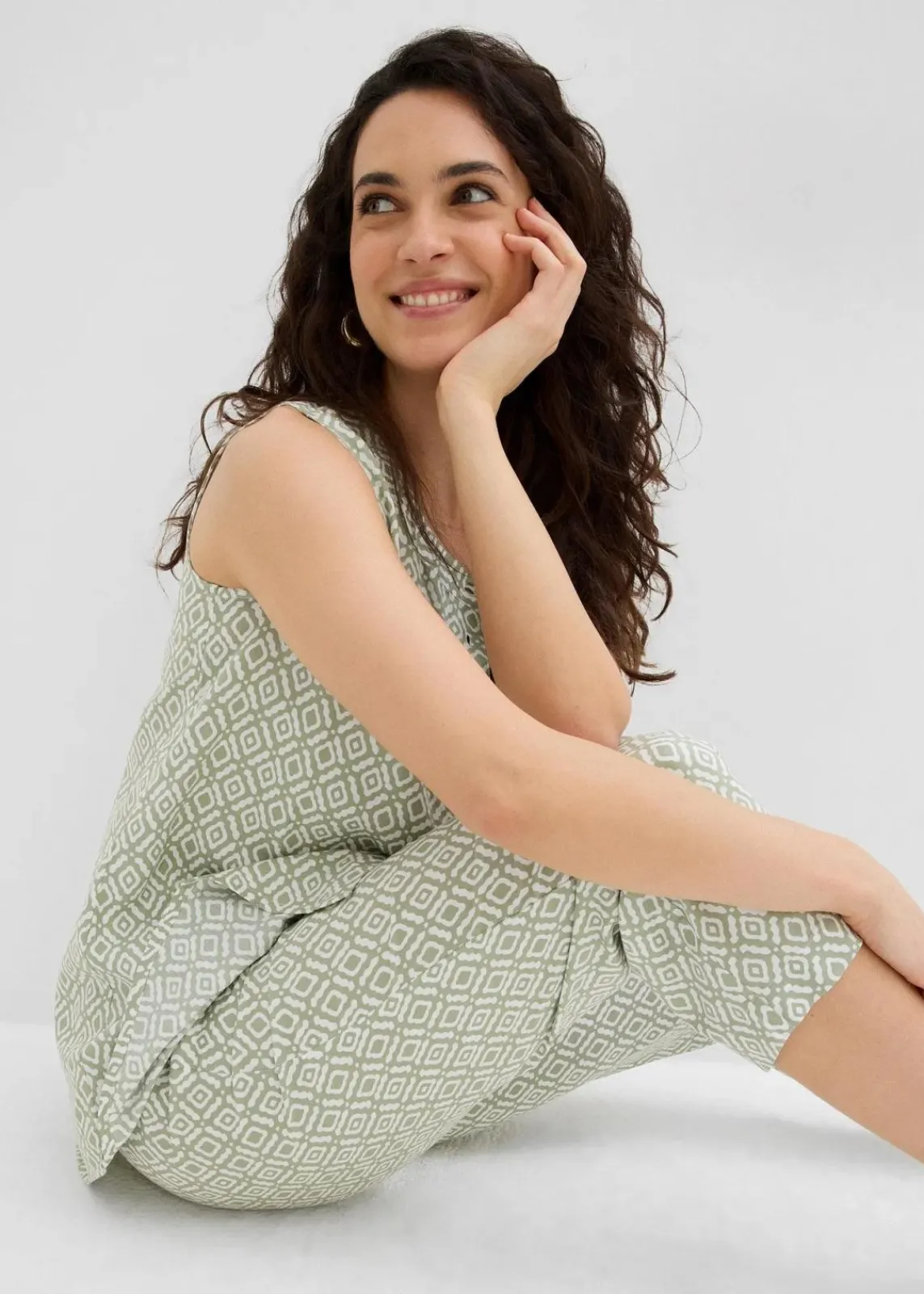 bonprix Blusen & Tuniken|Zweiteiler & Sets^Longbluse aus softer Viskose seegras/wollweiß bedruckt