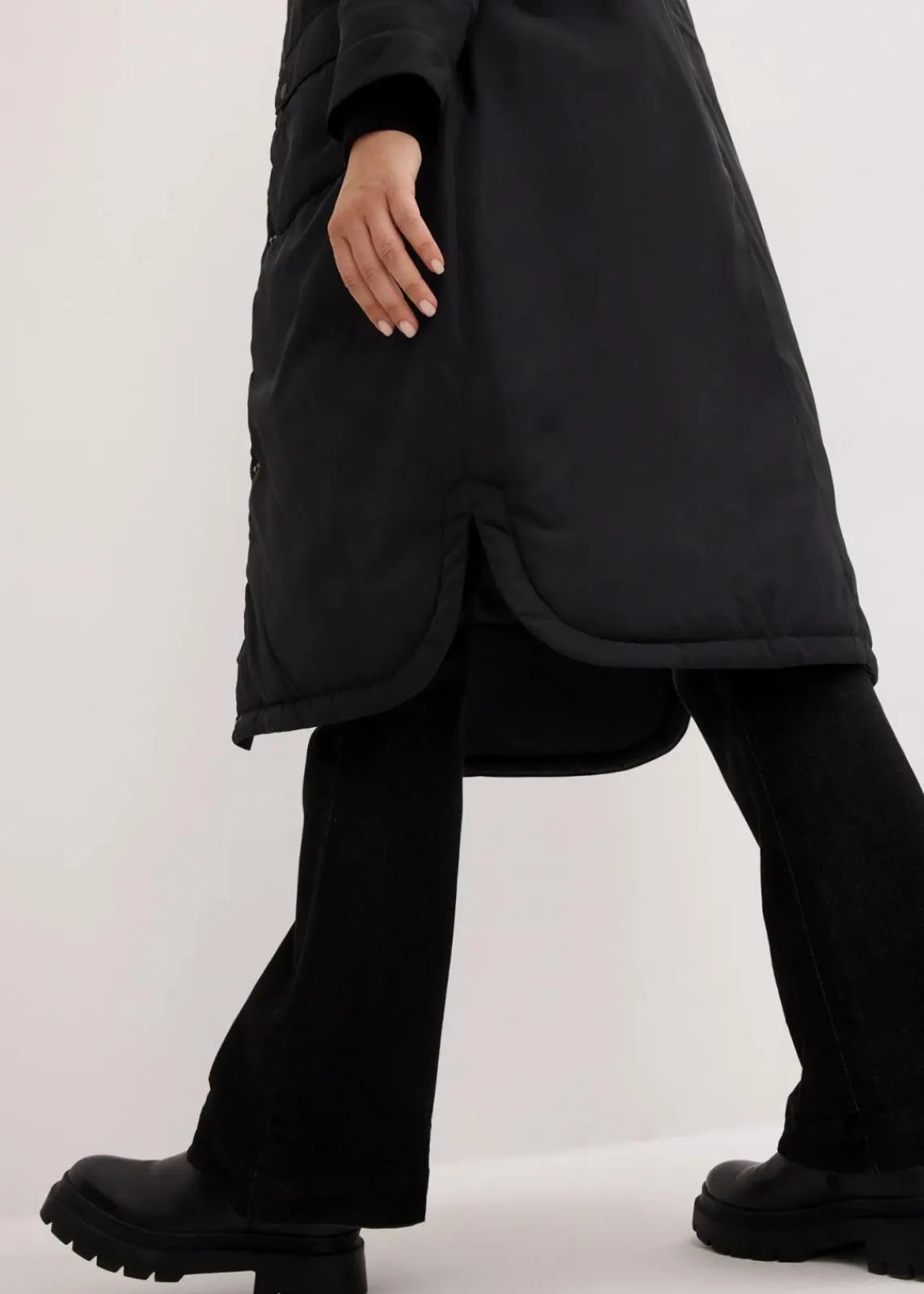bonprix Bekleidung·Hosen|Jacken & Mäntel^Long-Parka schwarz