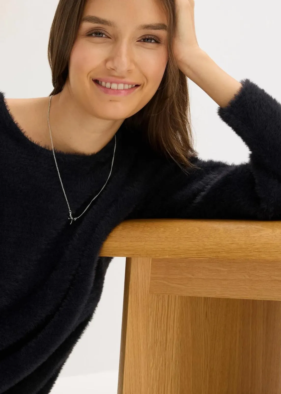 bonprix Pullover & Strickjacken|Strickmode^Longpullover aus weichem Federgarn schwarz