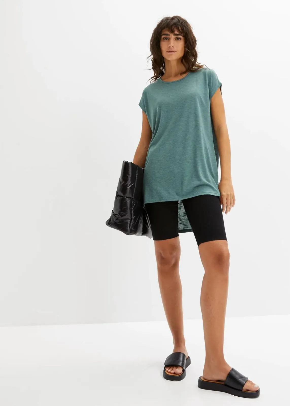 bonprix Shirts & Tops^Longshirt aus Viskose-Mischung graugrün