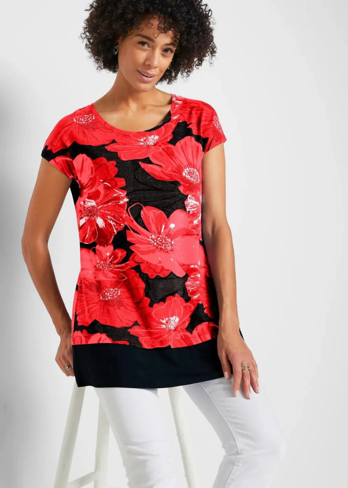 bonprix Shirts & Tops^Long-Shirt mit Chiffon schwarz/rot geblümt