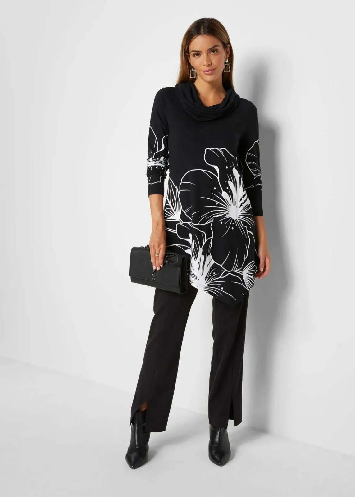 bonprix Shirts & Tops^Longshirt mit Rollkragen schwarz/weiß