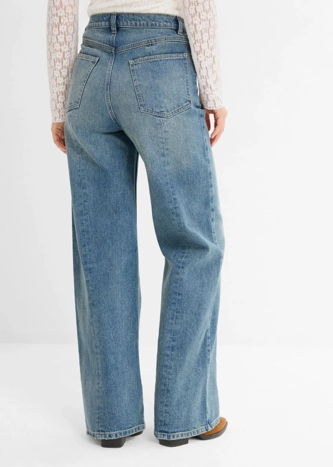 bonprix Jeans|Bekleidung·Shirts & Tops^Loose Straight-Jeans High Waist, Low Stretch hellblau denim used