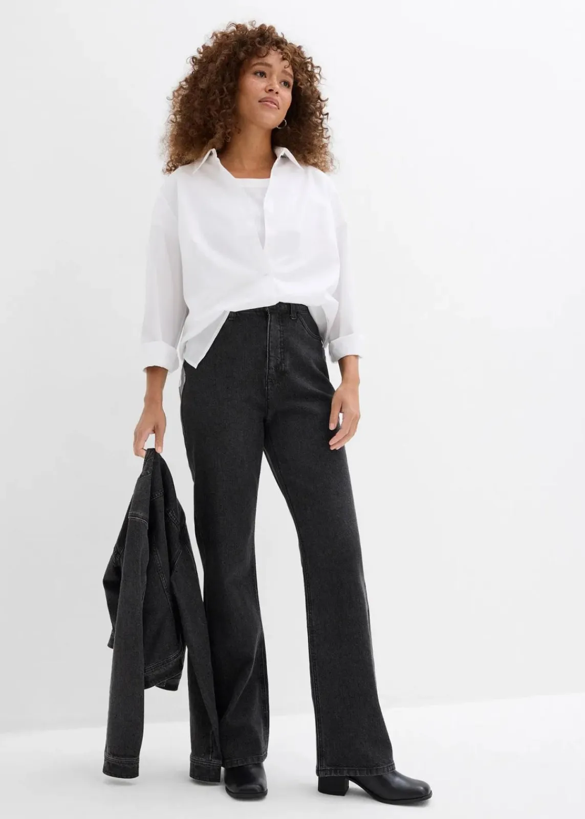 bonprix Jeans^Loose Straight-Jeans High Waist, Bequembund mit Strass dunkelgrau denim